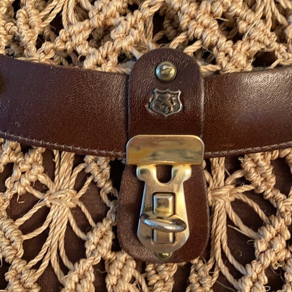 Vintage 70s JOHN ROMAIN Macrame Canvas Leather Shoulder Bag Handbag Flap RARE - Picture 3 of 8